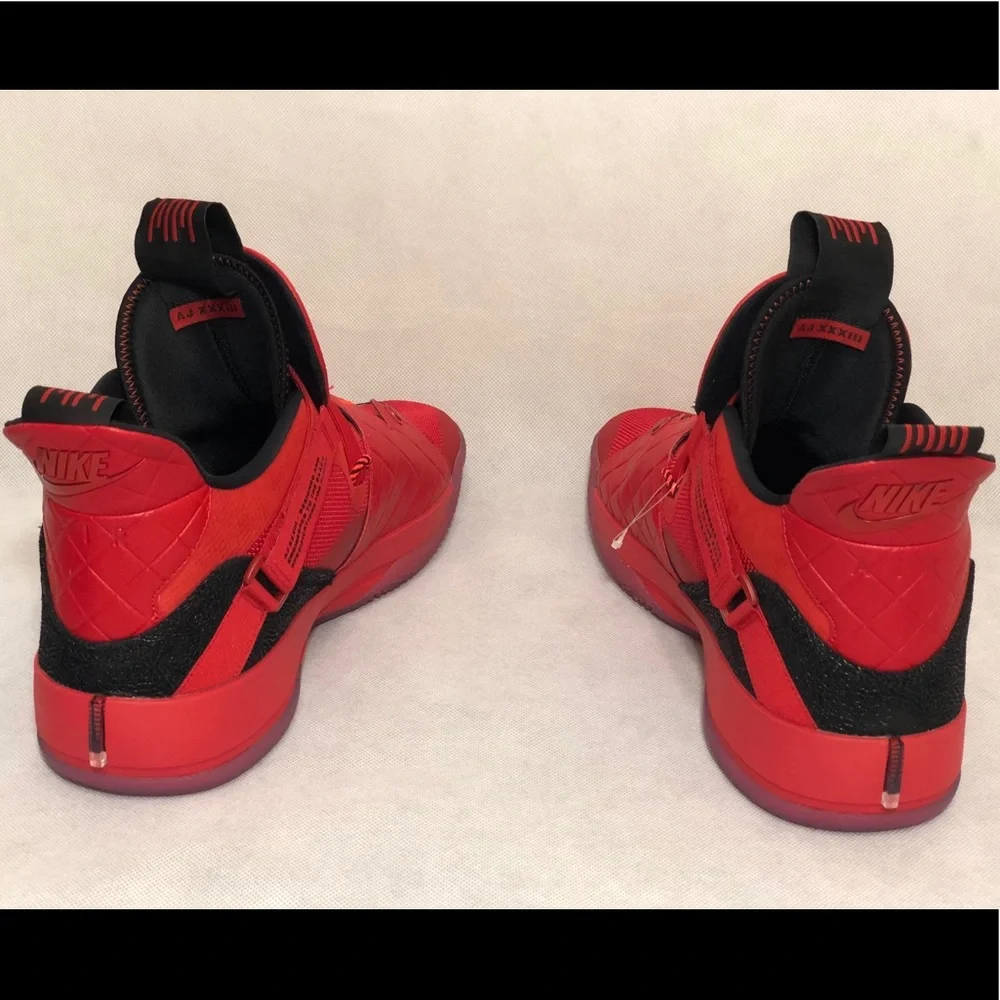 Nike‎ Air Jordan 33